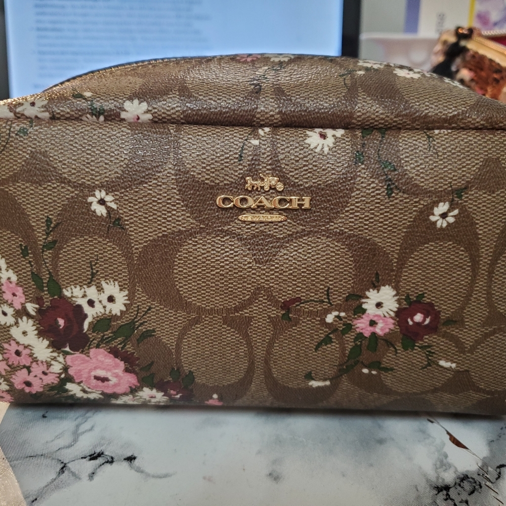 COACH MAKEUP COSMETIC BAG POUCH CASE 2020